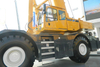 200 টন Rt200e মোবাইল রুক্ষ ভূখণ্ড ক্রেন