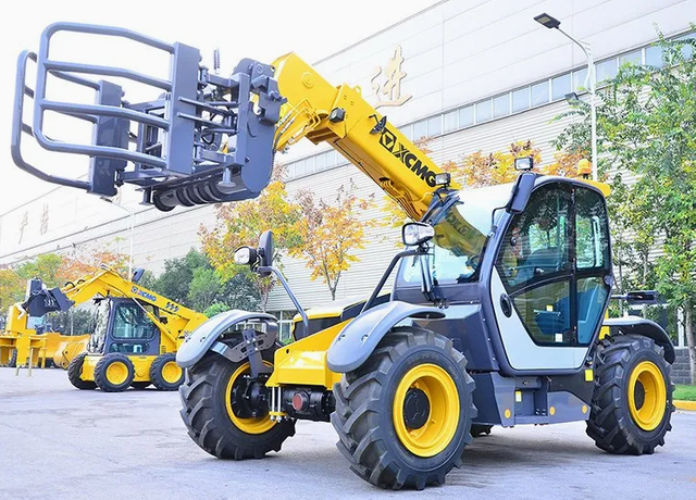 M&aacute;quina elevadora con manipulador telesc&oacute;pico Xc6-3006K de 3 toneladas