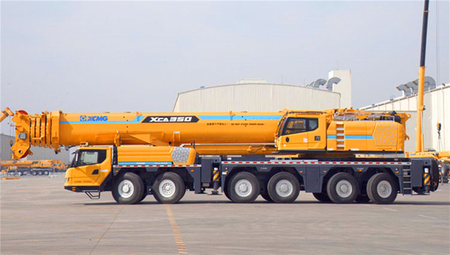 رافعة هيدروليكية متنقلة لجميع التضاريس بقدرة 350 طن XCA350