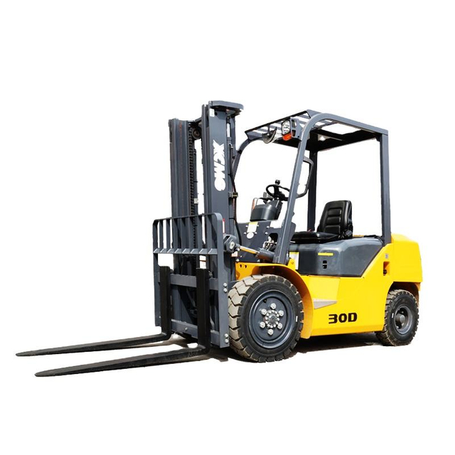 Mini carretilla elevadora di&eacute;sel XCB-D30 de 3 toneladas para terreno accidentado a la venta