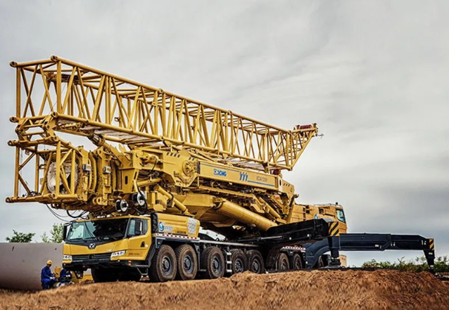 Grue mobile tout terrain XCA750 750 tonnes