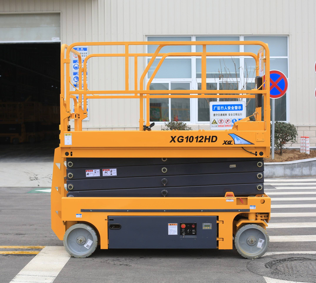 Elevador de tesoura chumbo-&aacute;cido de alta capacidade XG1012HD XG1012HD-Li 11,8 m de altura m&aacute;xima estrutura dur&aacute;vel 