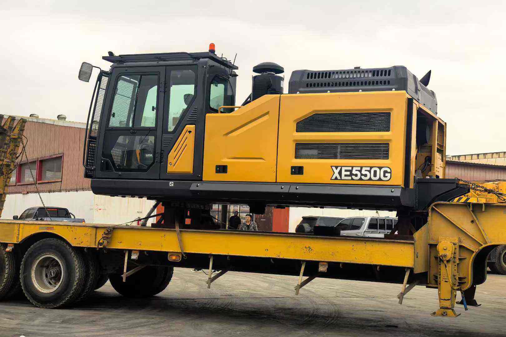 Grande escavadeira de esteiras de minera&ccedil;&atilde;o XE550G 55 toneladas de m&aacute;quinas de constru&ccedil;&atilde;o hidr&aacute;ulica para escava&ccedil;&atilde;o de rocha de minera&ccedil;&atilde;o a c&eacute;u aberto, trabalho de carregamento