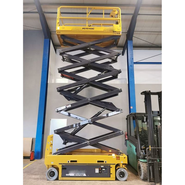 XG1614AC 17,8 m AC oll&oacute;s emelő, 380 kg-os munka&aacute;llv&aacute;ny